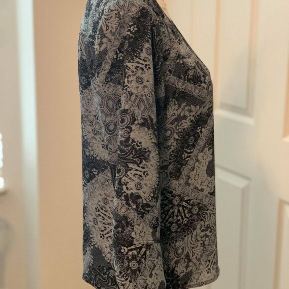 Women's New 3/4 Sleeve Crew Neck Blouse with an Accent Zipper on Left Shoulder - Picture 5 of 7